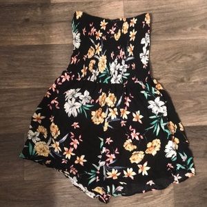 Floral strapless romper